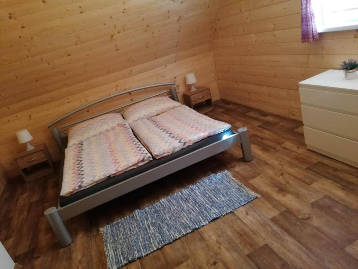 Chata Baska Na Liptove S Vlastnym Dvorom Liptovský Mikuláš Extérieur photo